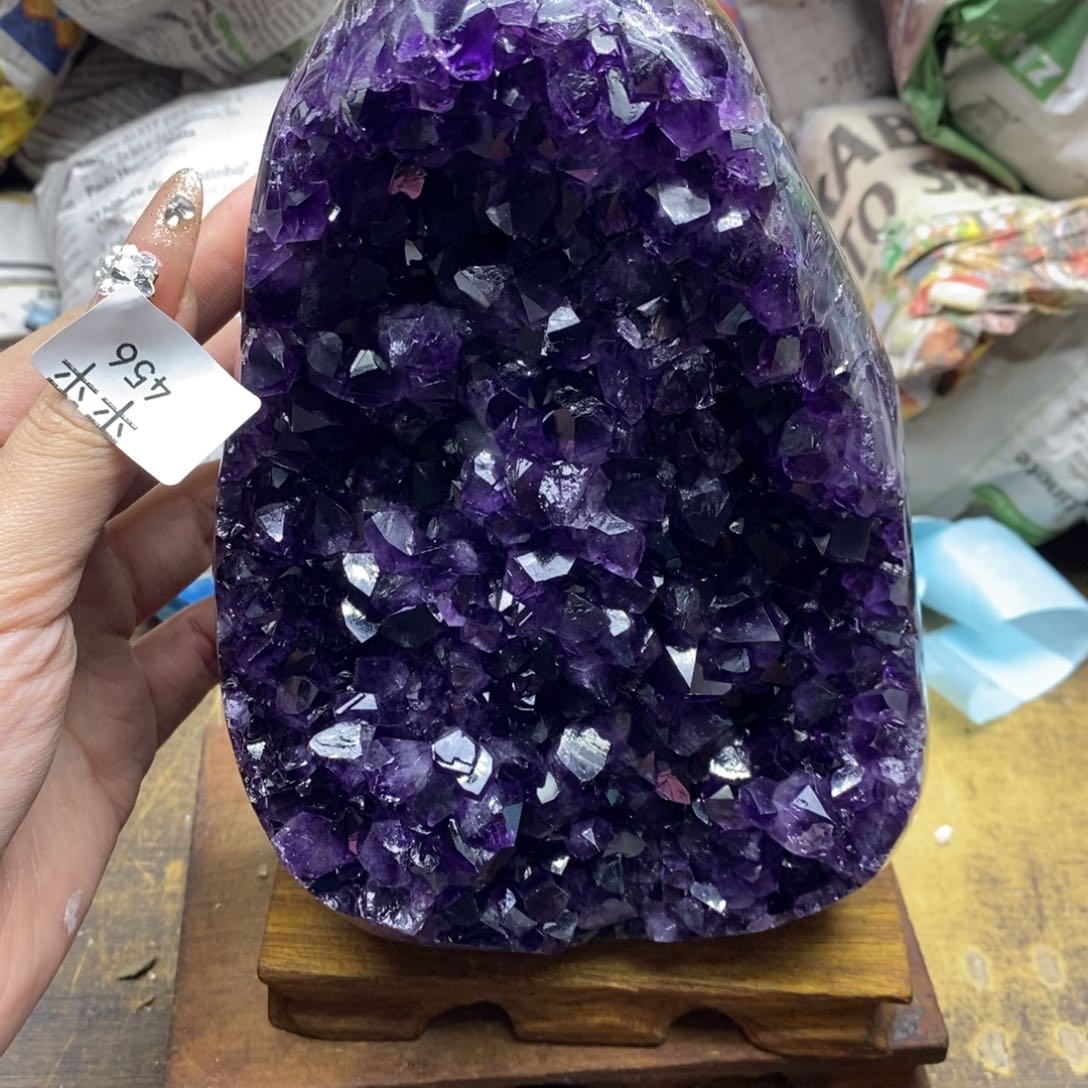 紫晶乌拉圭未镶嵌