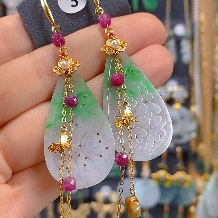 翡翠未镶嵌耳饰翡翠