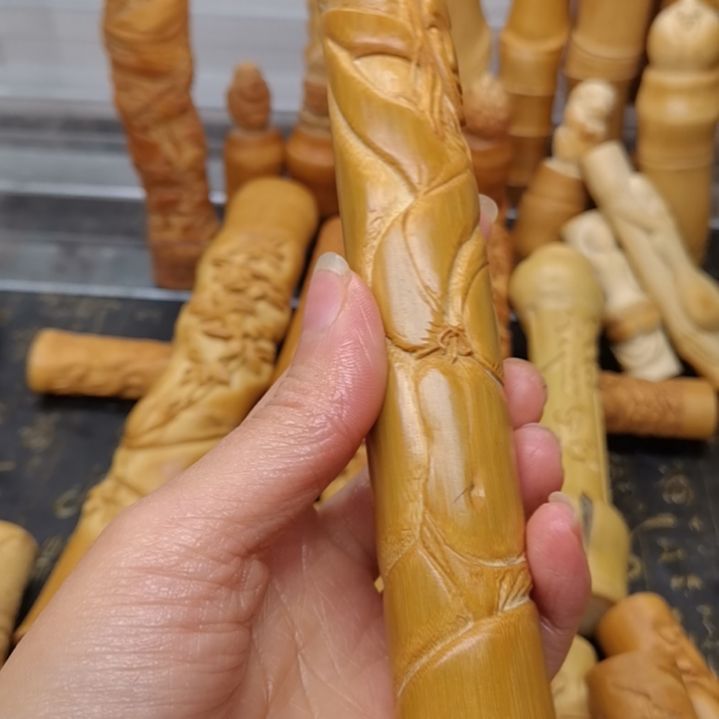 感***你竹红皮料子浮雕美女