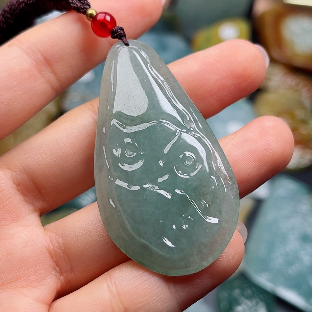 翡翠颈饰未镶嵌挂件