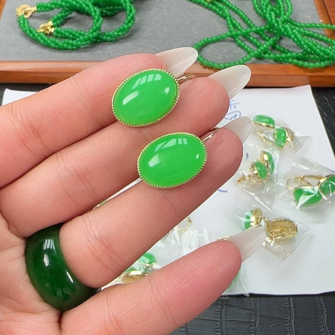 翡翠14K金镶嵌耳饰