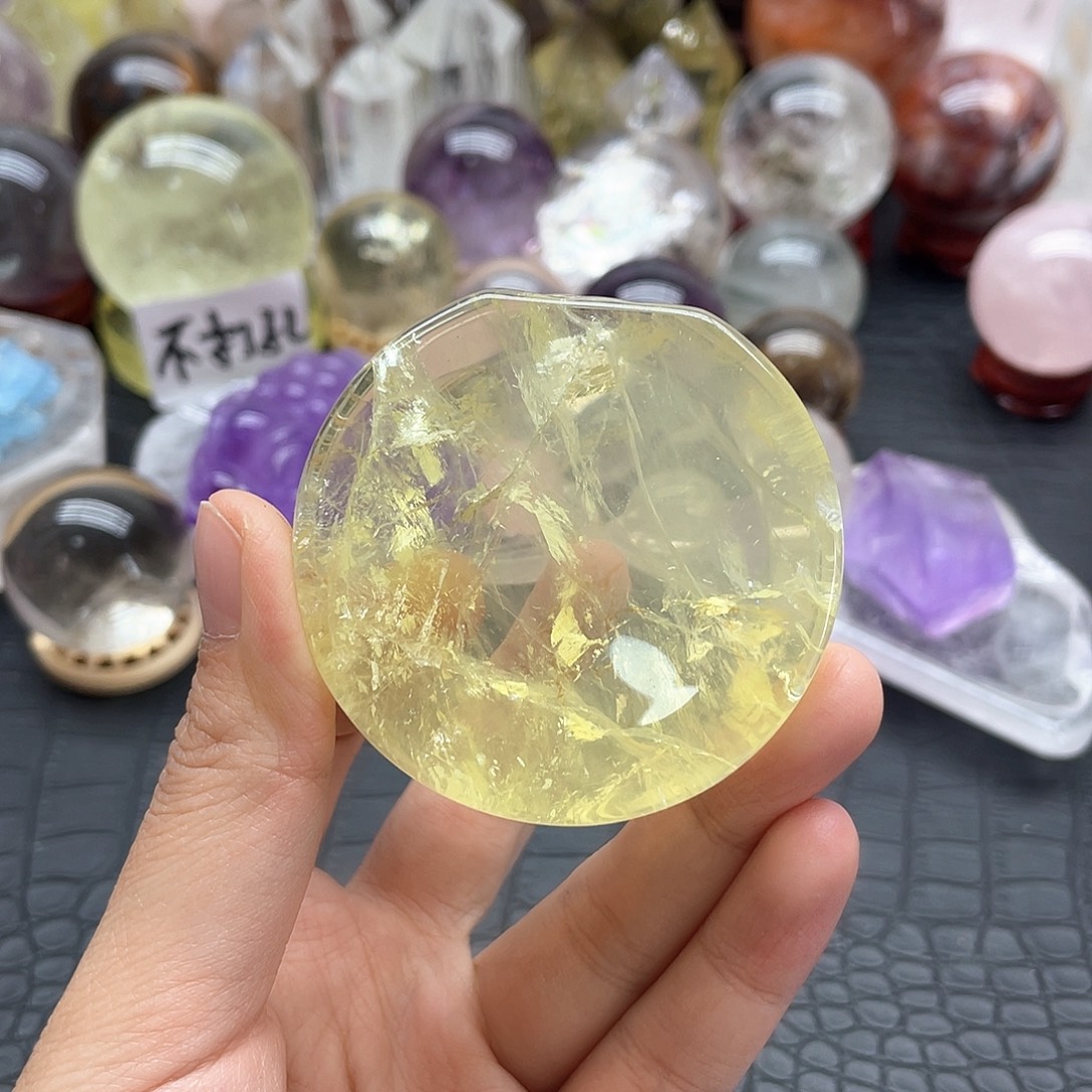 水晶珠宝半成品未镶嵌15黄水晶盘直径5.6mm无裂