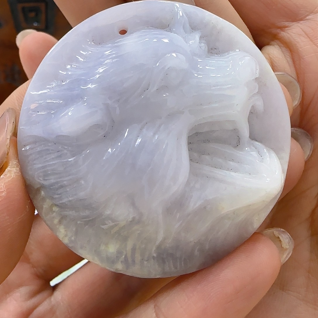 翡翠颈饰未镶嵌翡翠100