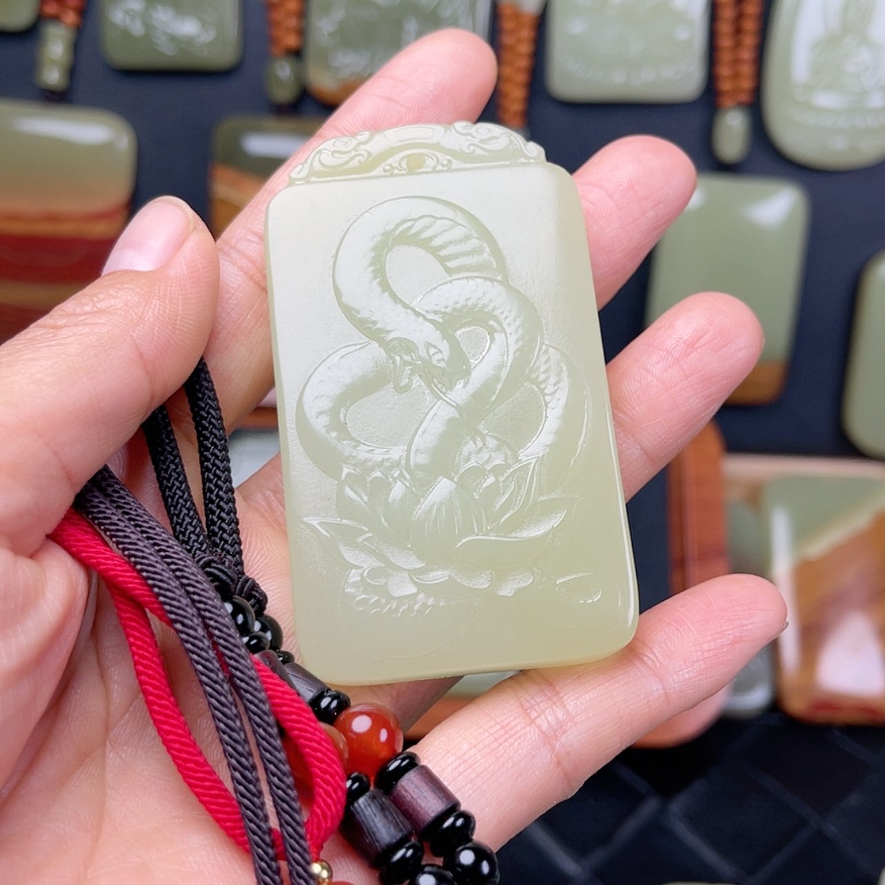 【闪购商品】七*?挂件挂件挂件挂件