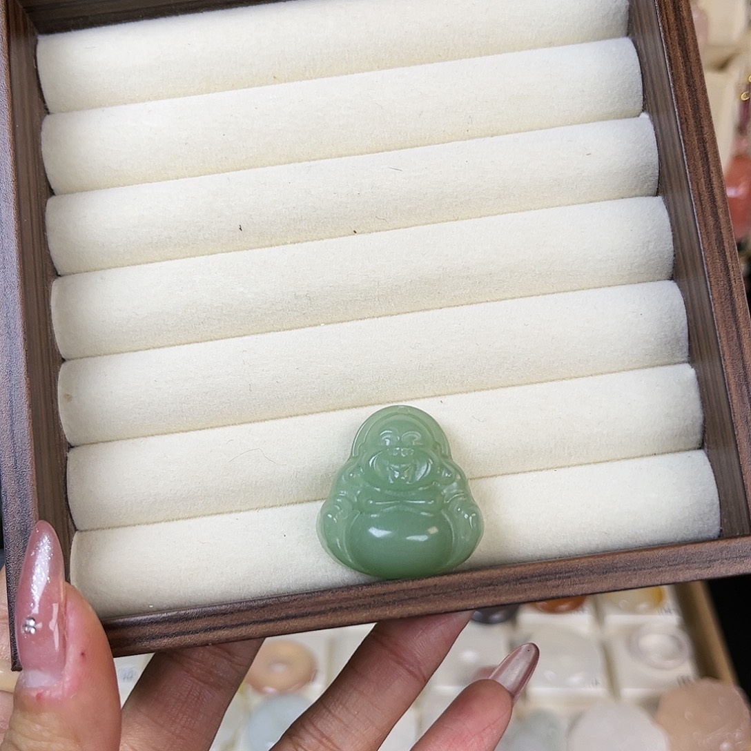 东陵石未镶嵌吊坠(赠链)