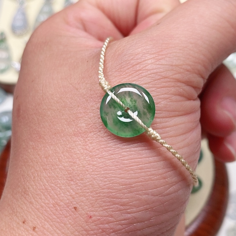 【闪购商品】翡翠未镶嵌吊坠(不含链)