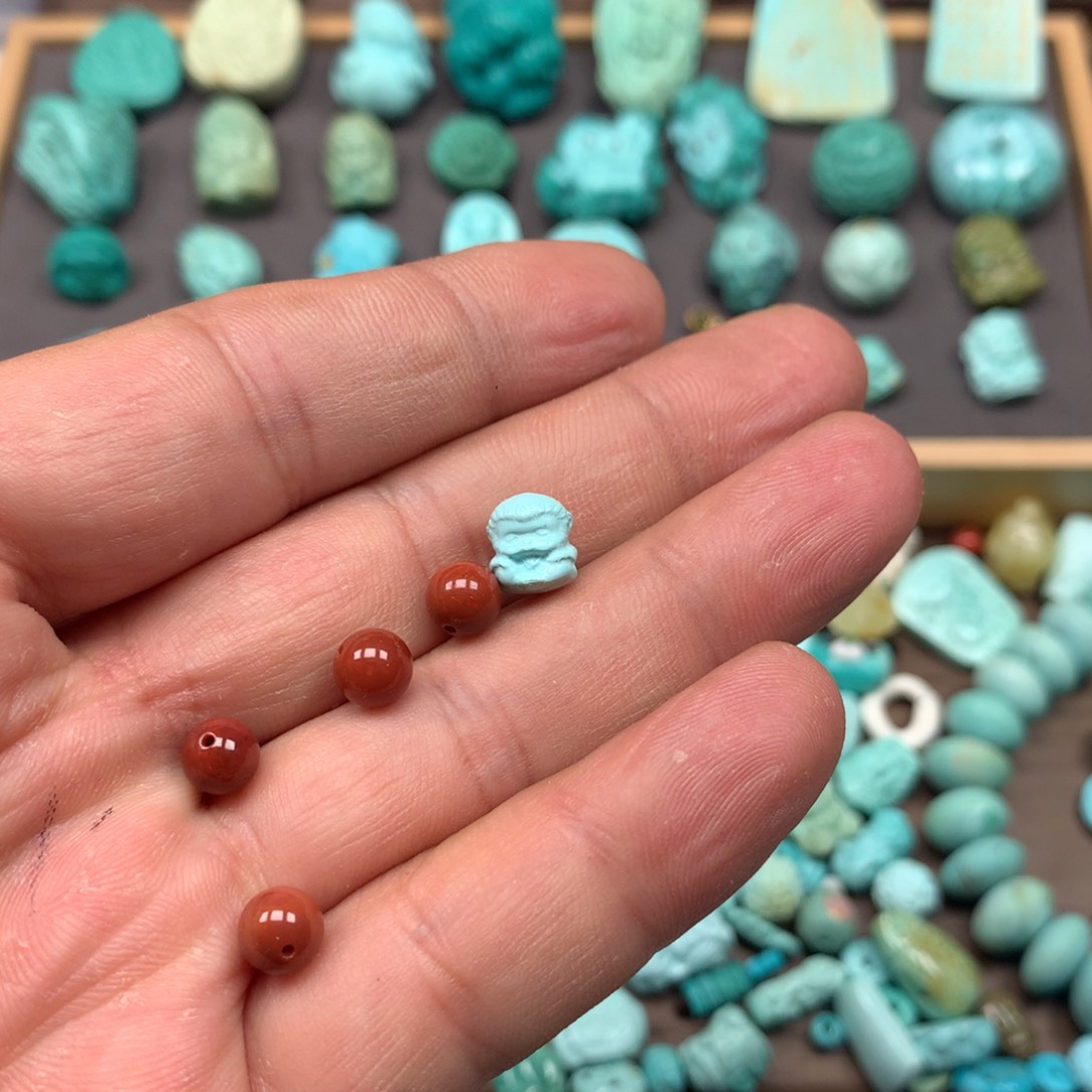 南红玛瑙雕刻未镶嵌