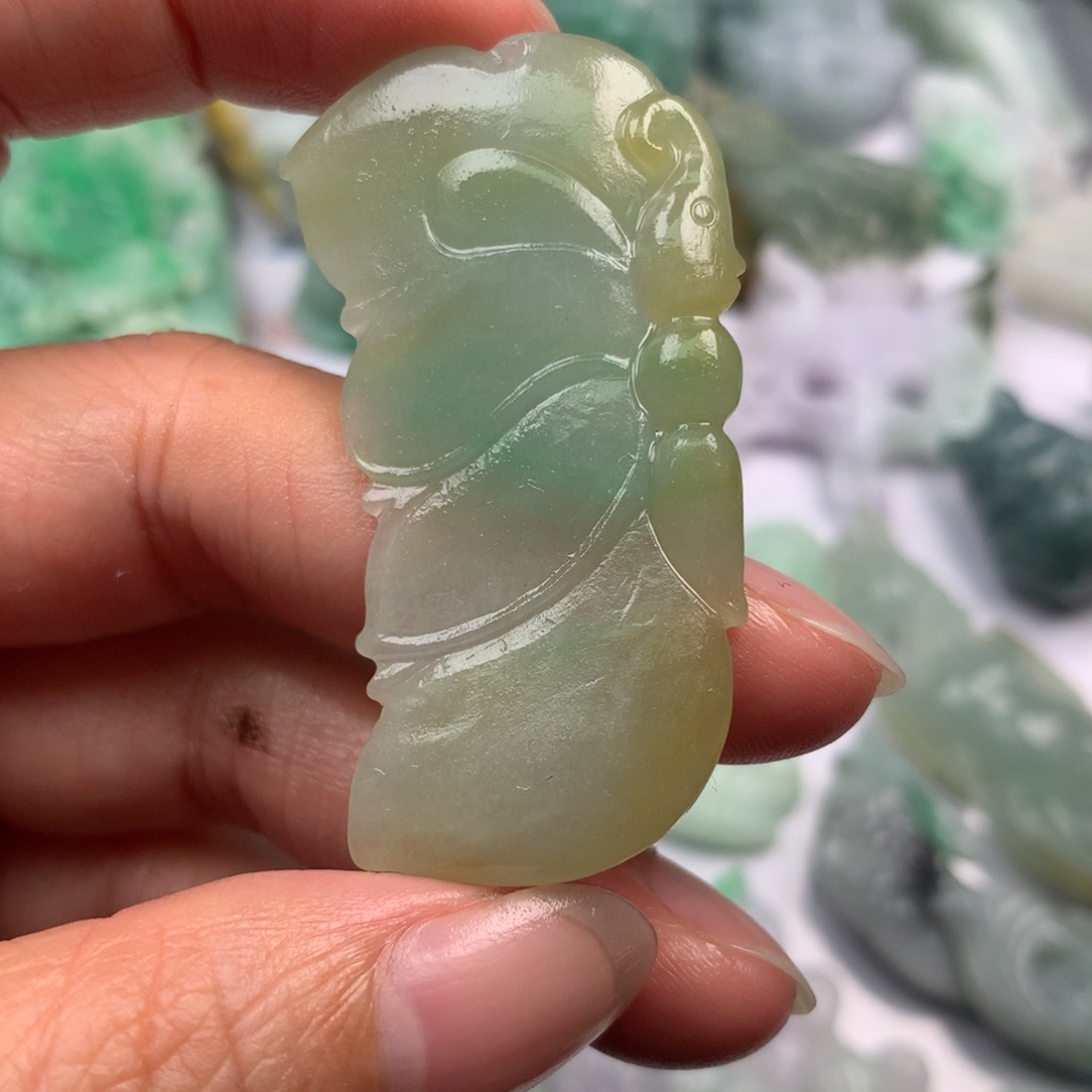 定制翡翠未镶嵌翡翠