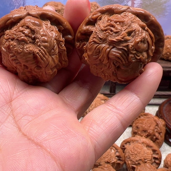 凡***空核桃把件白狮子佛道双修