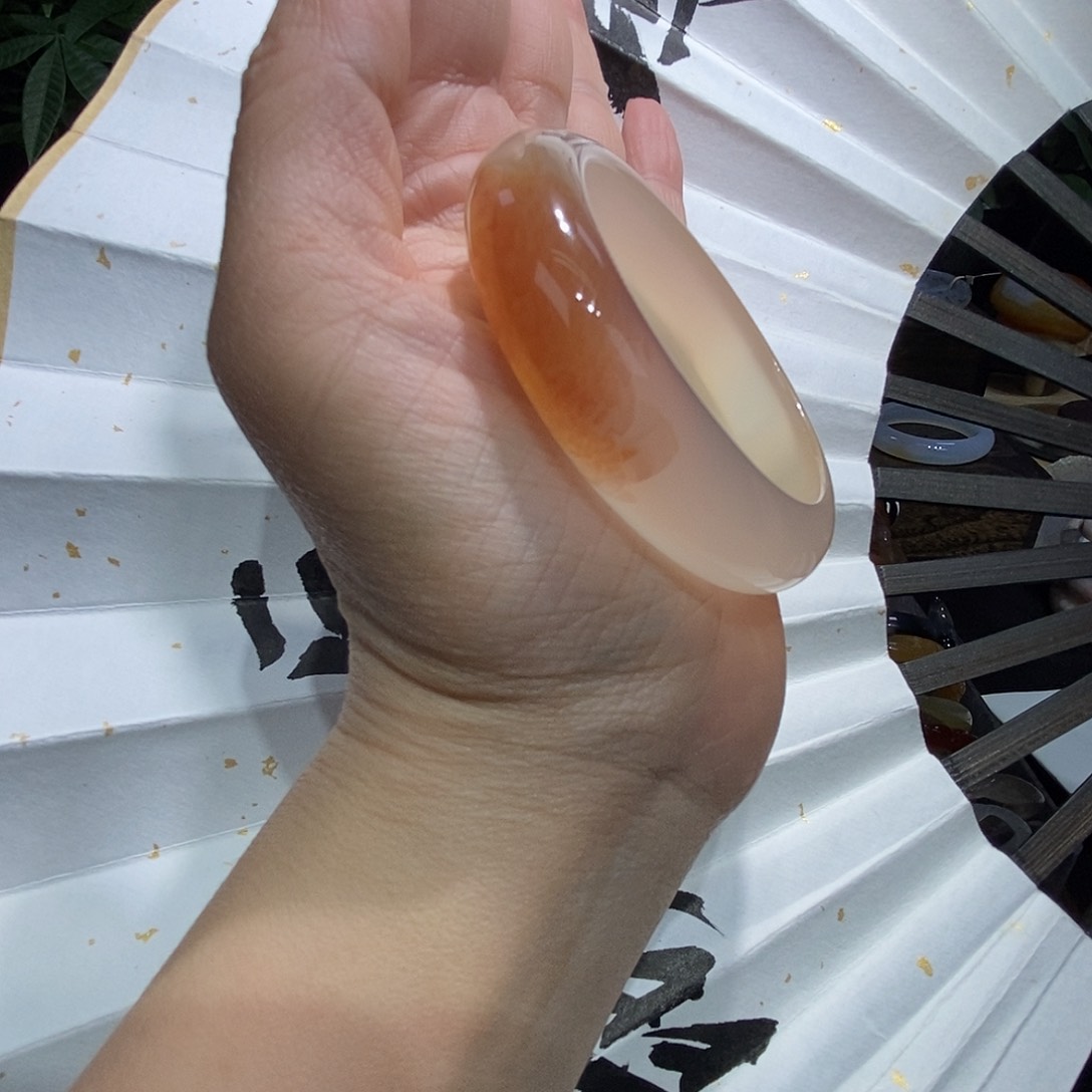 玛瑙/玉髓手镯未镶嵌安*