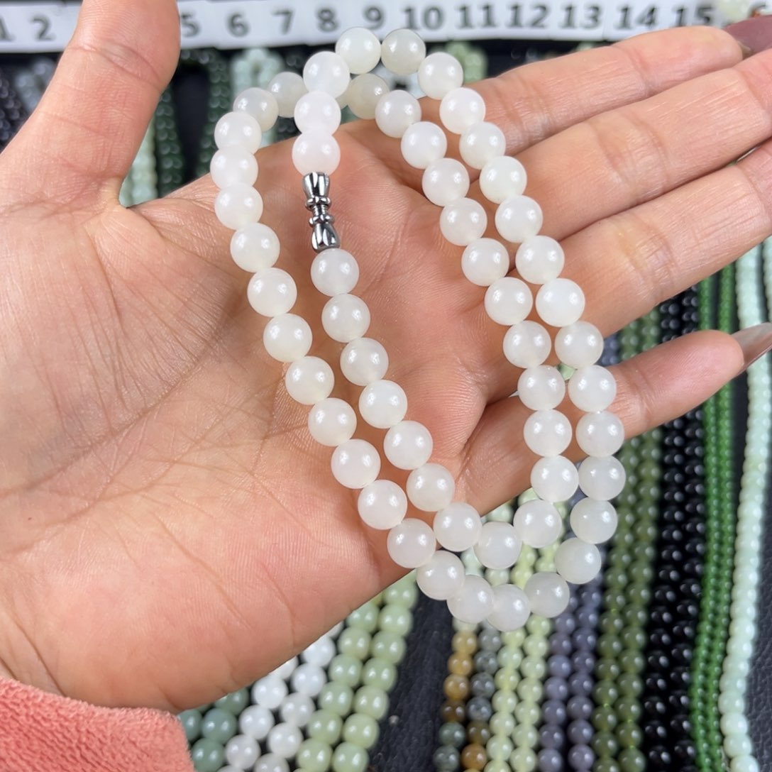 和田玉未镶嵌颈饰h***薇