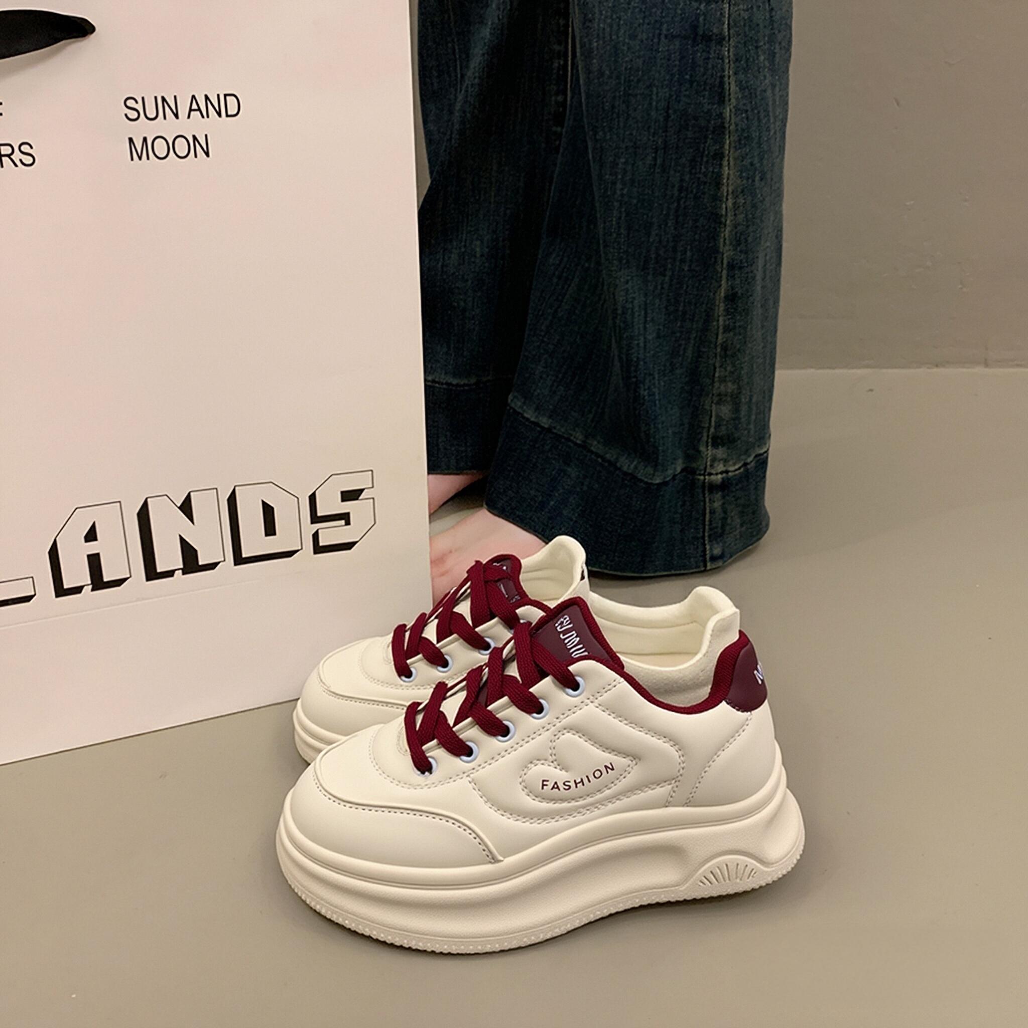 增高厚底小白鞋2025年新款小众女鞋休闲板鞋百搭复古板鞋面包鞋