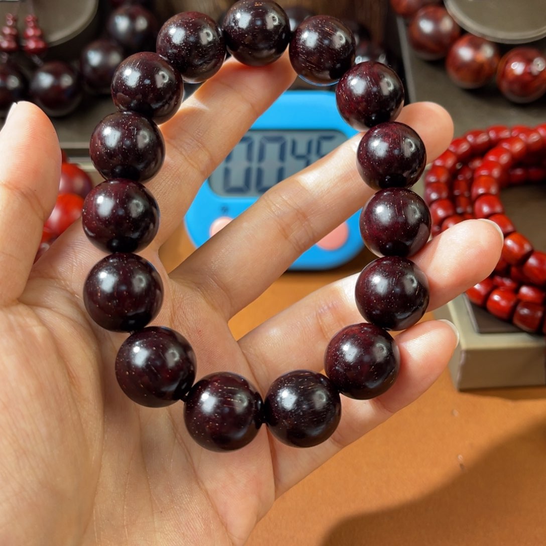 檀香紫檀（小叶紫檀）明*