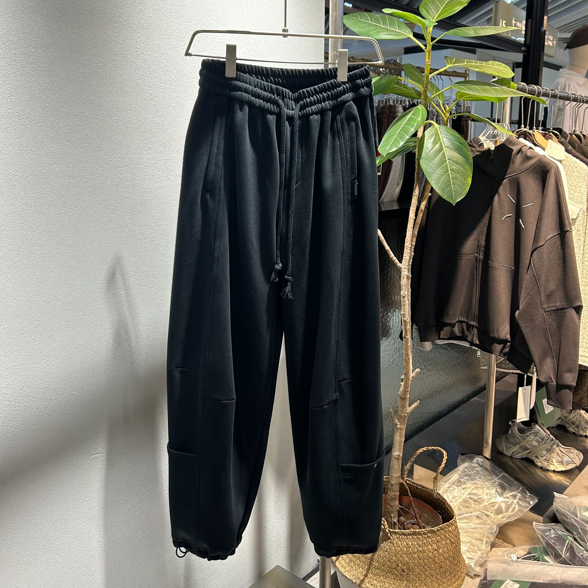 冬  裤脚兜休闲螺纹抽绳裤脚单色休闲卫裤 男女同款