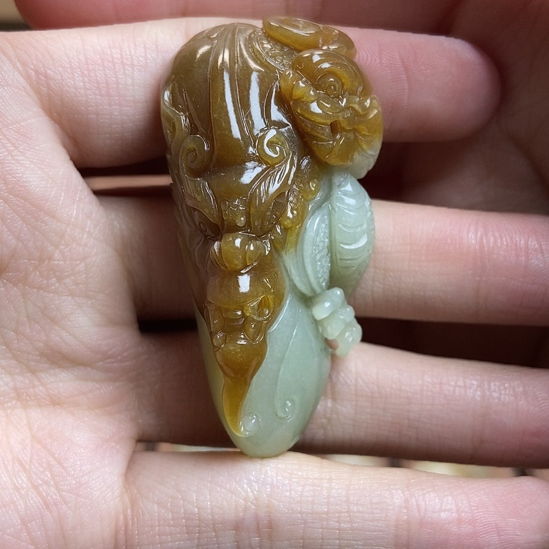 和田玉（糖玉）颈饰未镶嵌