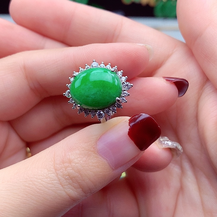 翡翠颈饰银S925镶嵌翡翠