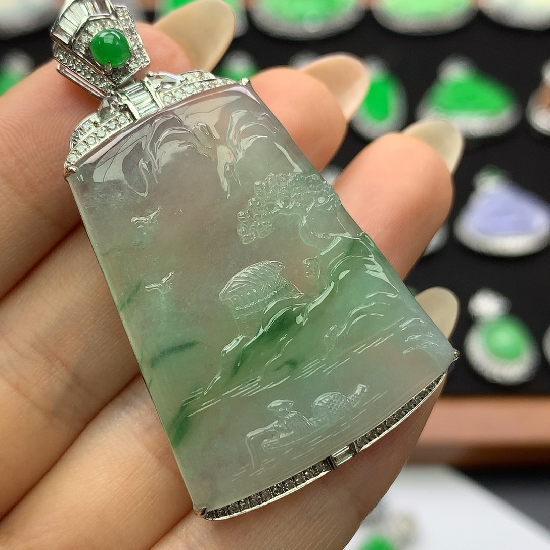 翡翠18K金镶嵌颈饰18k镶翡翠