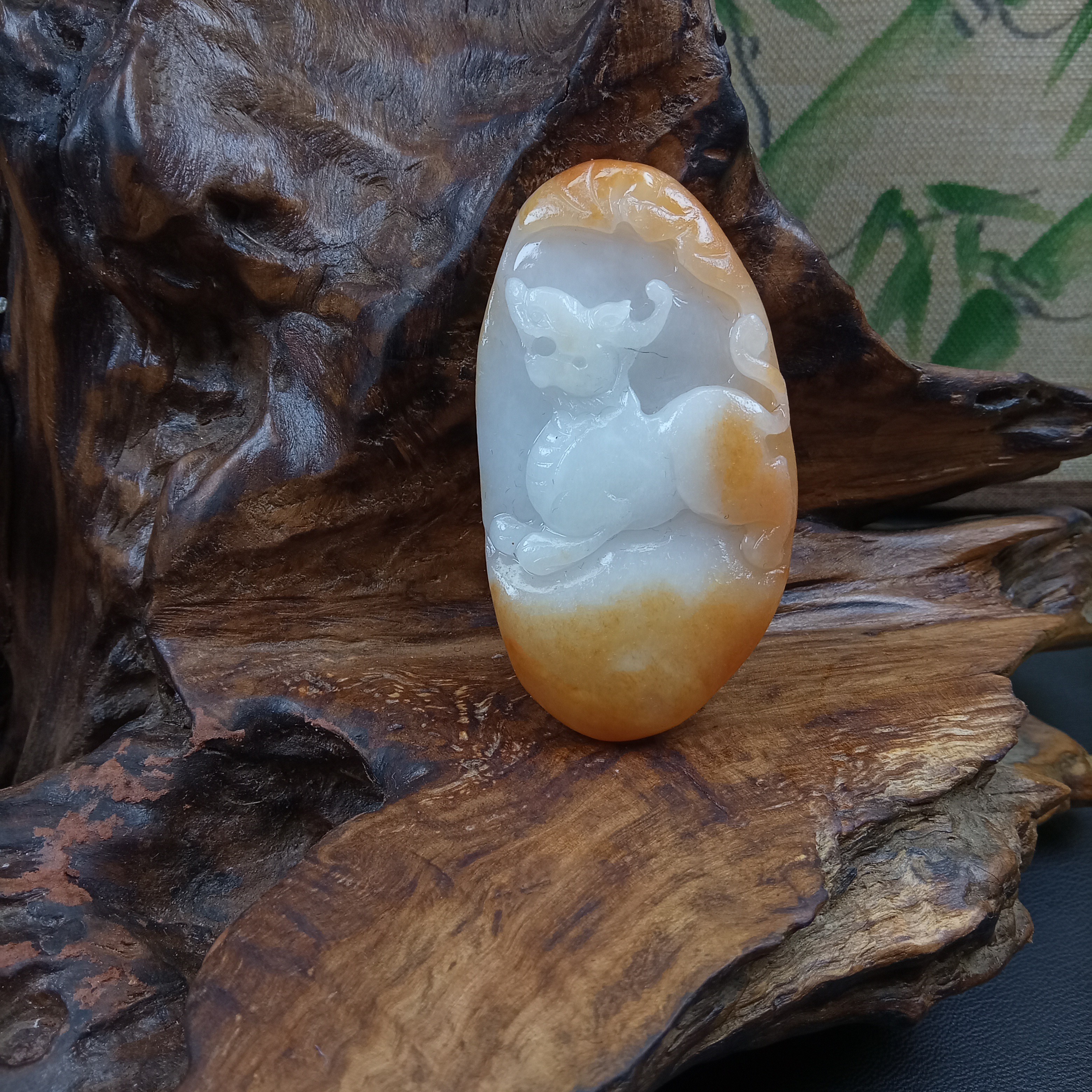 和田玉，61克，貔貅。