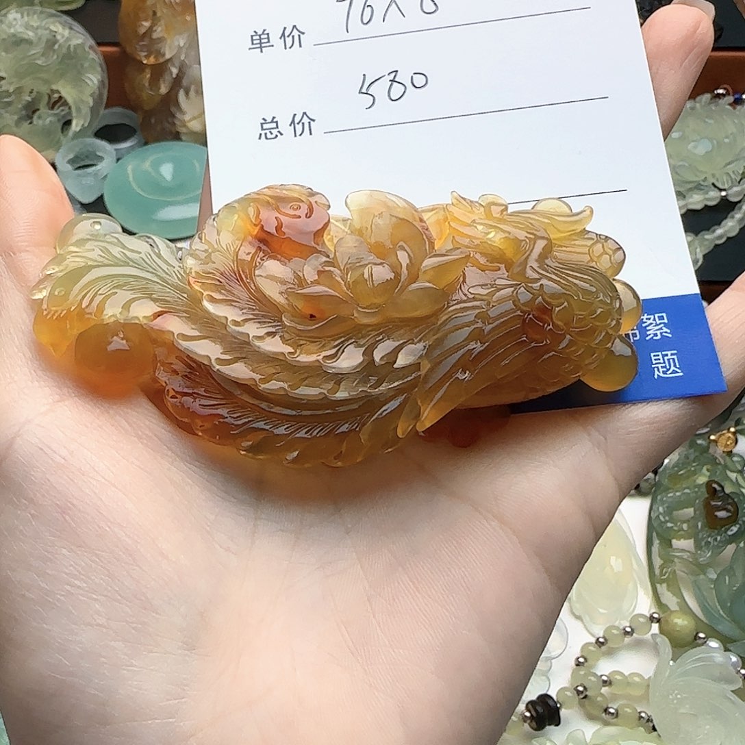 蛇纹石玉颈饰未镶嵌泉*