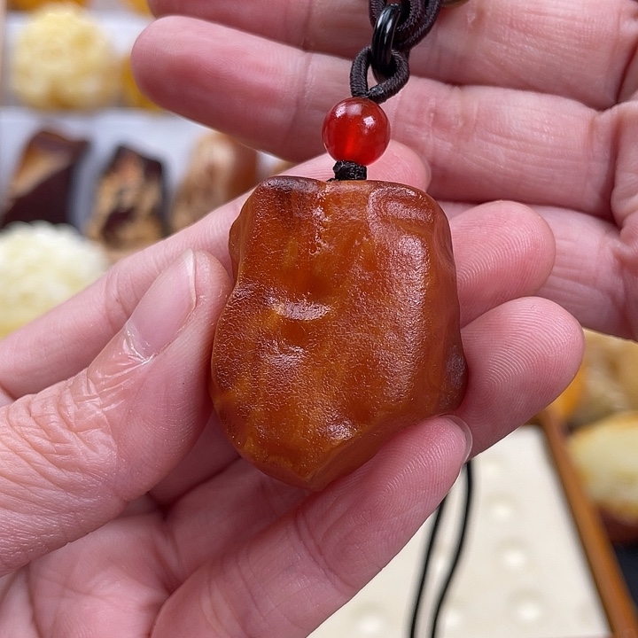 蜜蜡项链未镶嵌14.2克