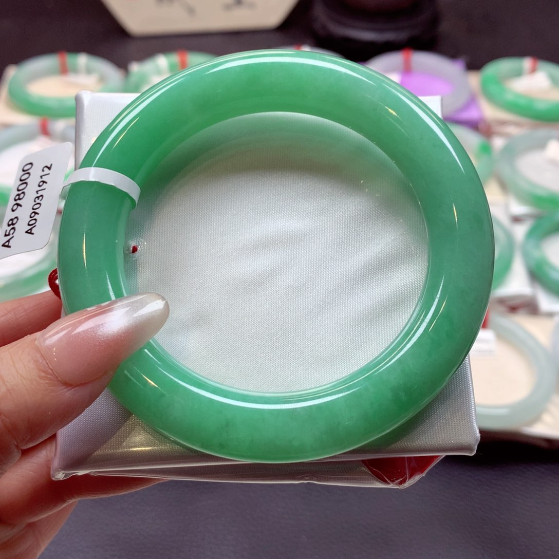 翡翠手镯未镶嵌圆条58（3号）89