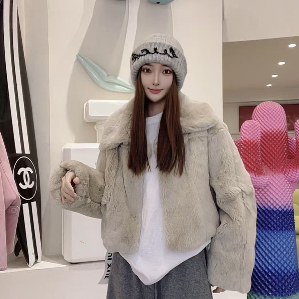 【SUSU推荐】2025新款女短款休闲风常规兔毛外套-59175