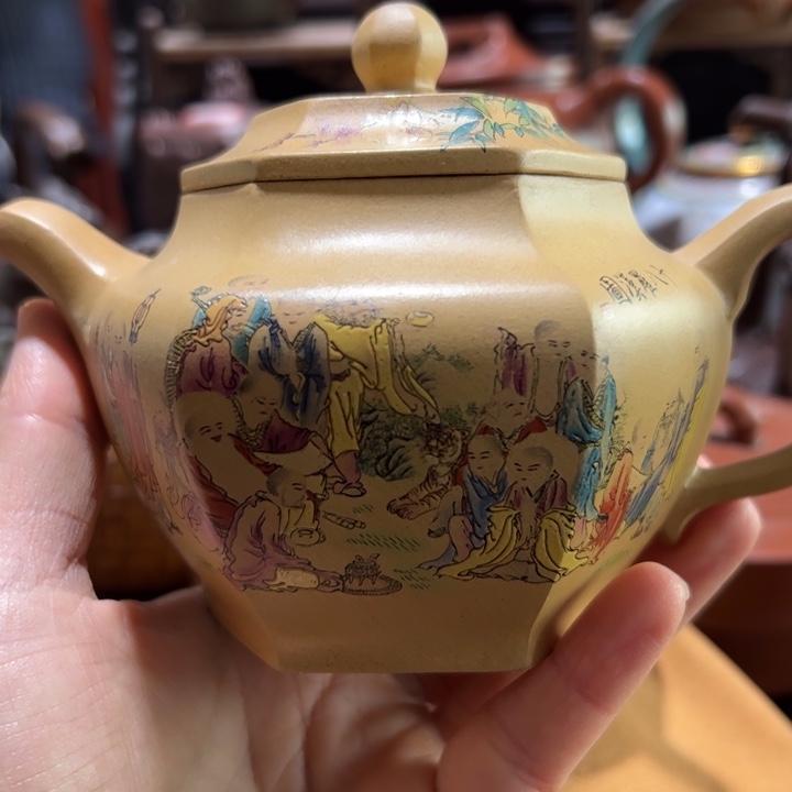 紫砂茶壶紫砂壶收藏起来了！