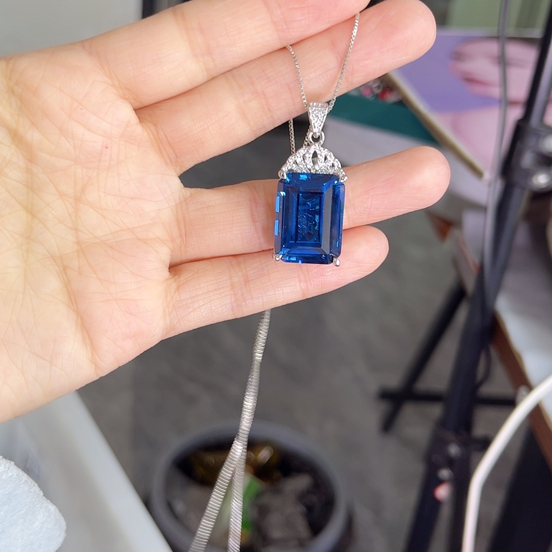 颈饰蓝宝石银S925镶嵌