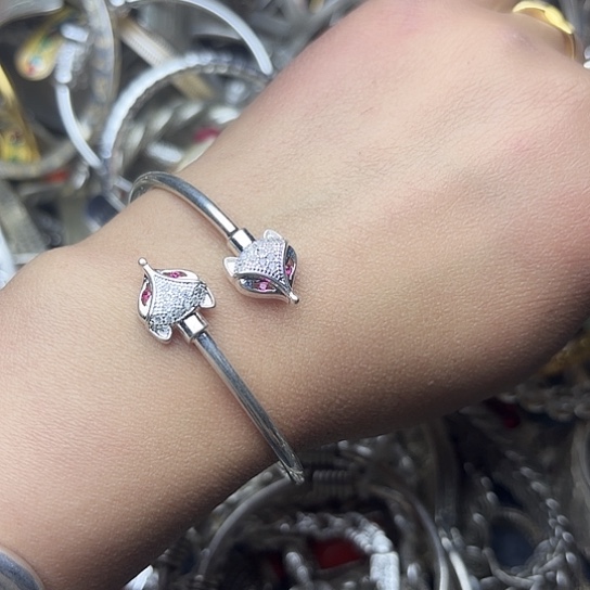 经典款小清新风的设计