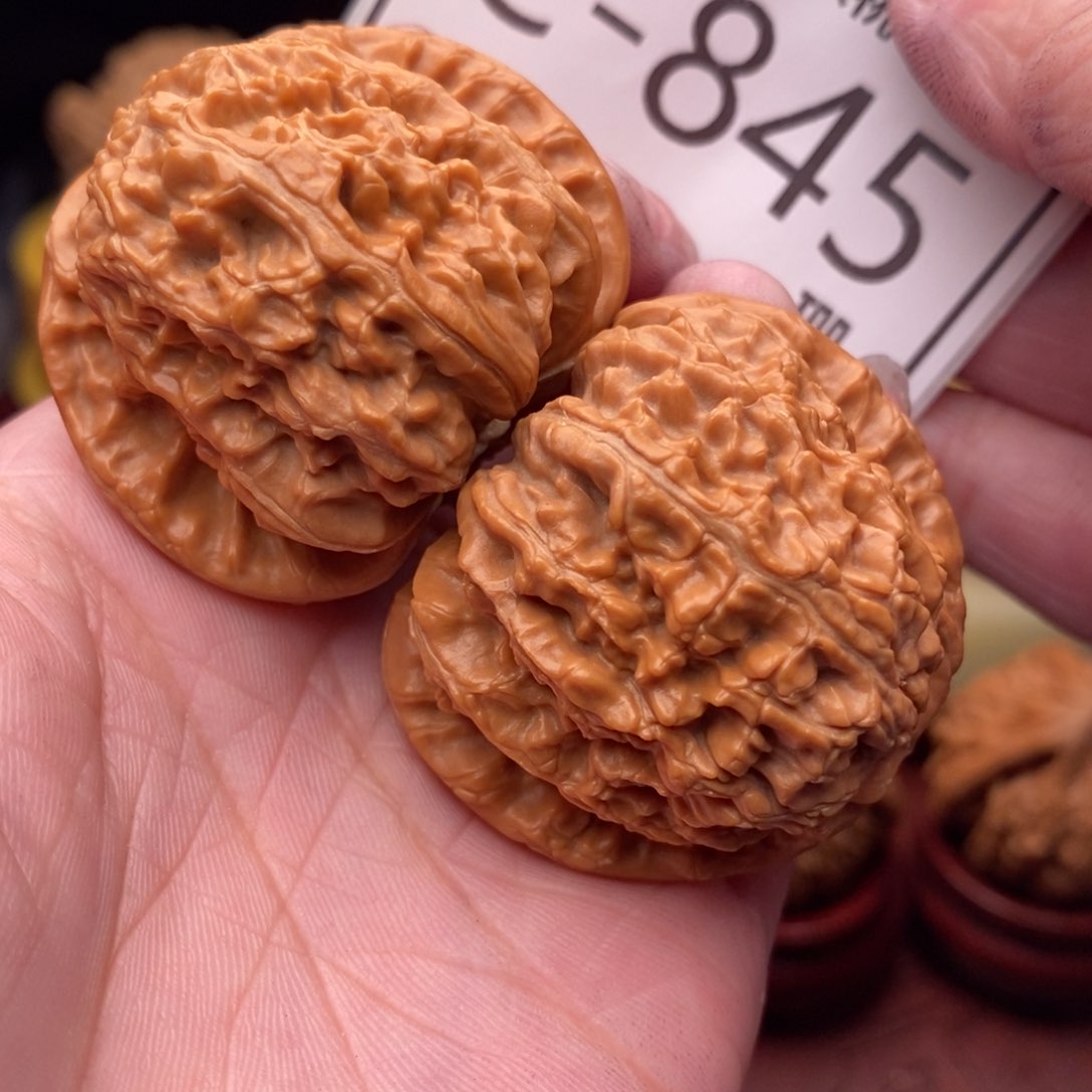 文玩核桃把件闷白41