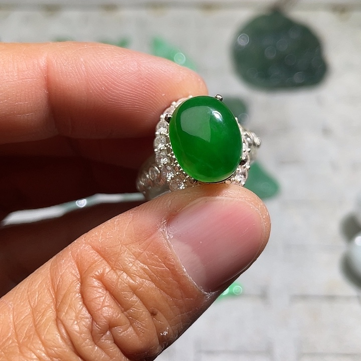 定制翡翠未镶嵌天然翡翠A货