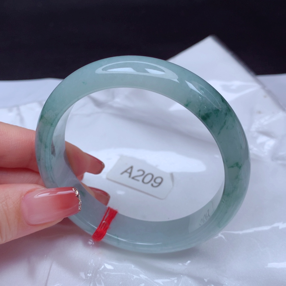 翡翠手镯未镶嵌手镯58