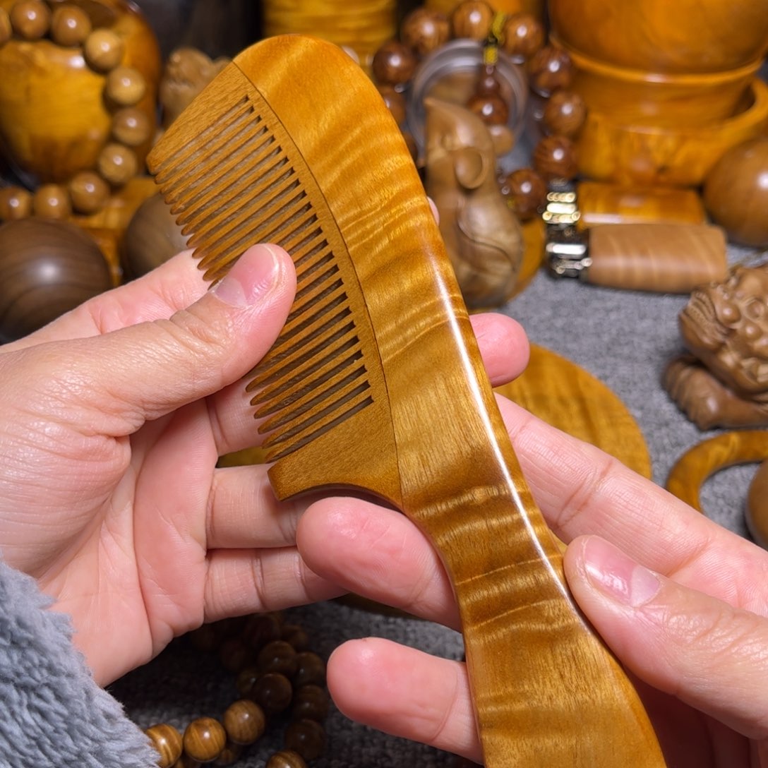 金丝楠花纹梳子小叶