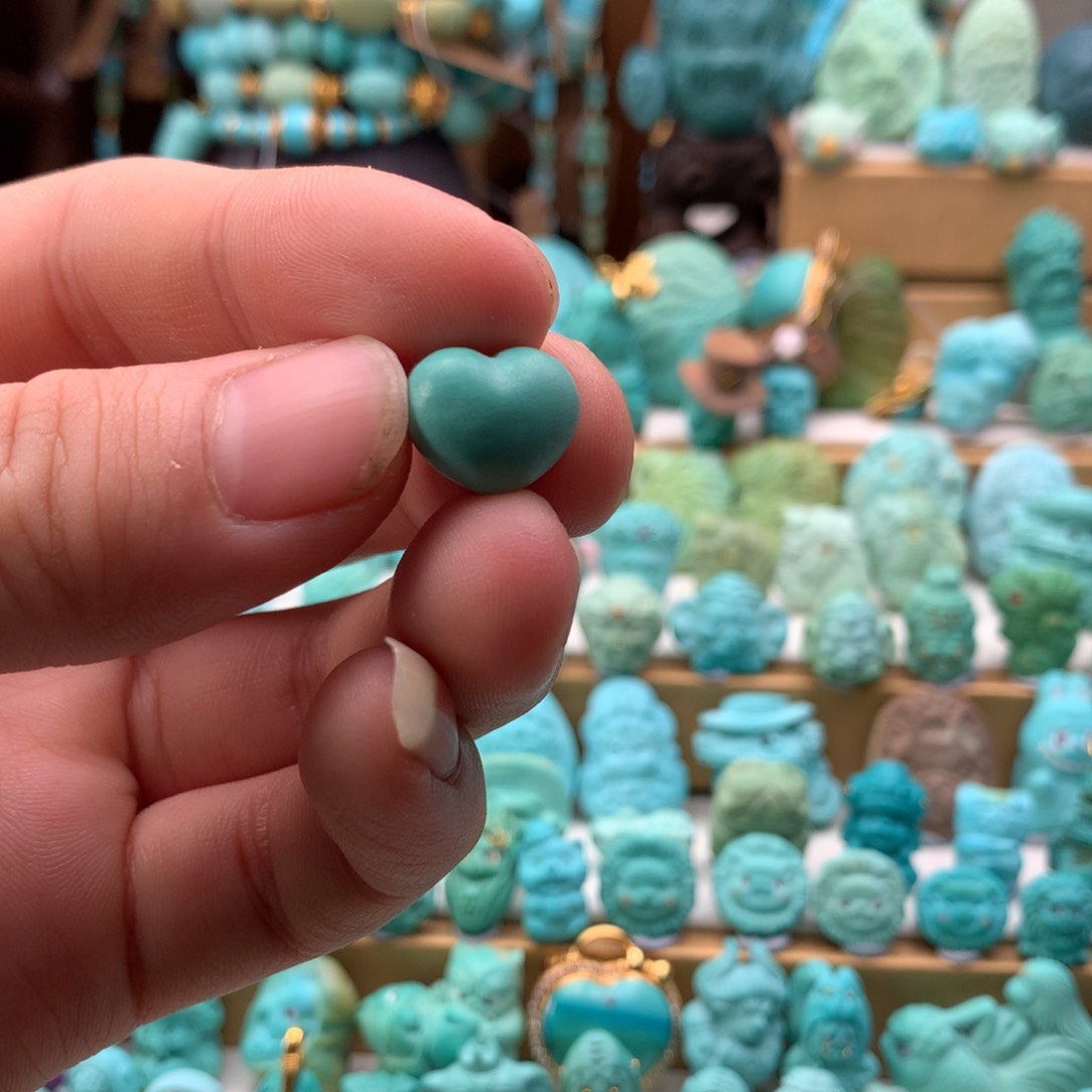 绿松石颈饰未镶嵌小*