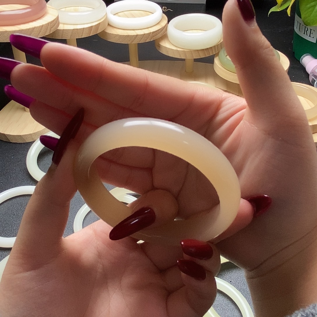 因***起55+圈口正圈藕粉手镯