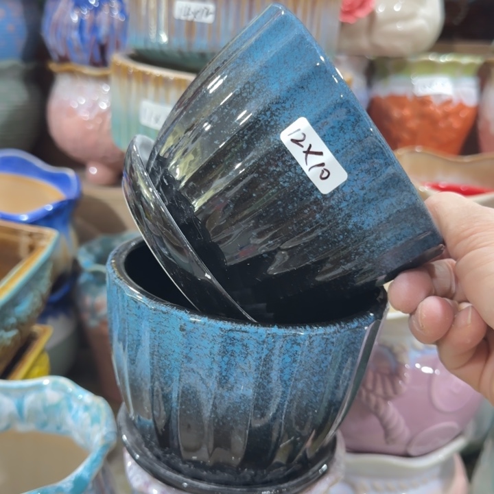 凑9块包邮，有孔，花盆