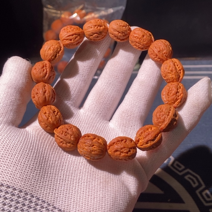 文玩核桃手串……17
