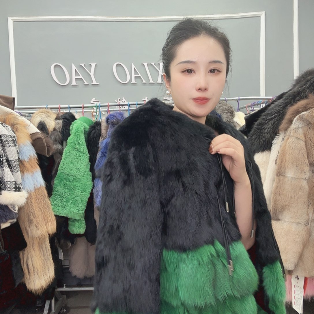 姚小妖家高端皮草