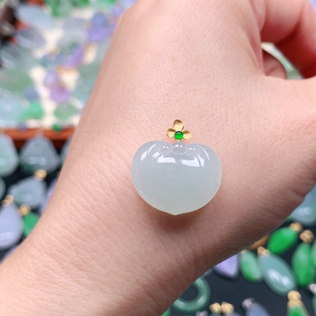 翡翠18K金镶嵌吊坠(不含链)