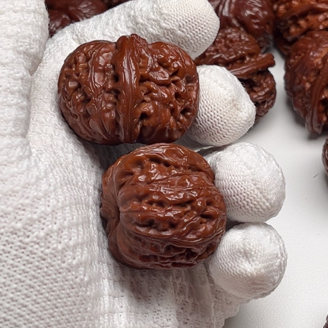 奥***文桃核吊坠文玩核桃链接