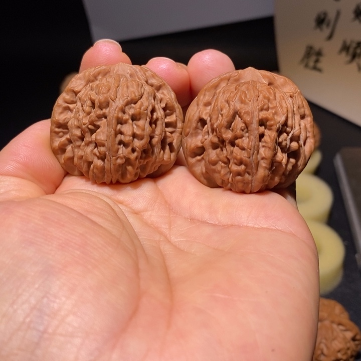 文玩核桃吊坠四座楼40+