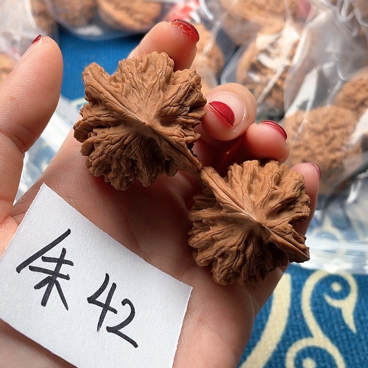 文玩核桃把件虎头8