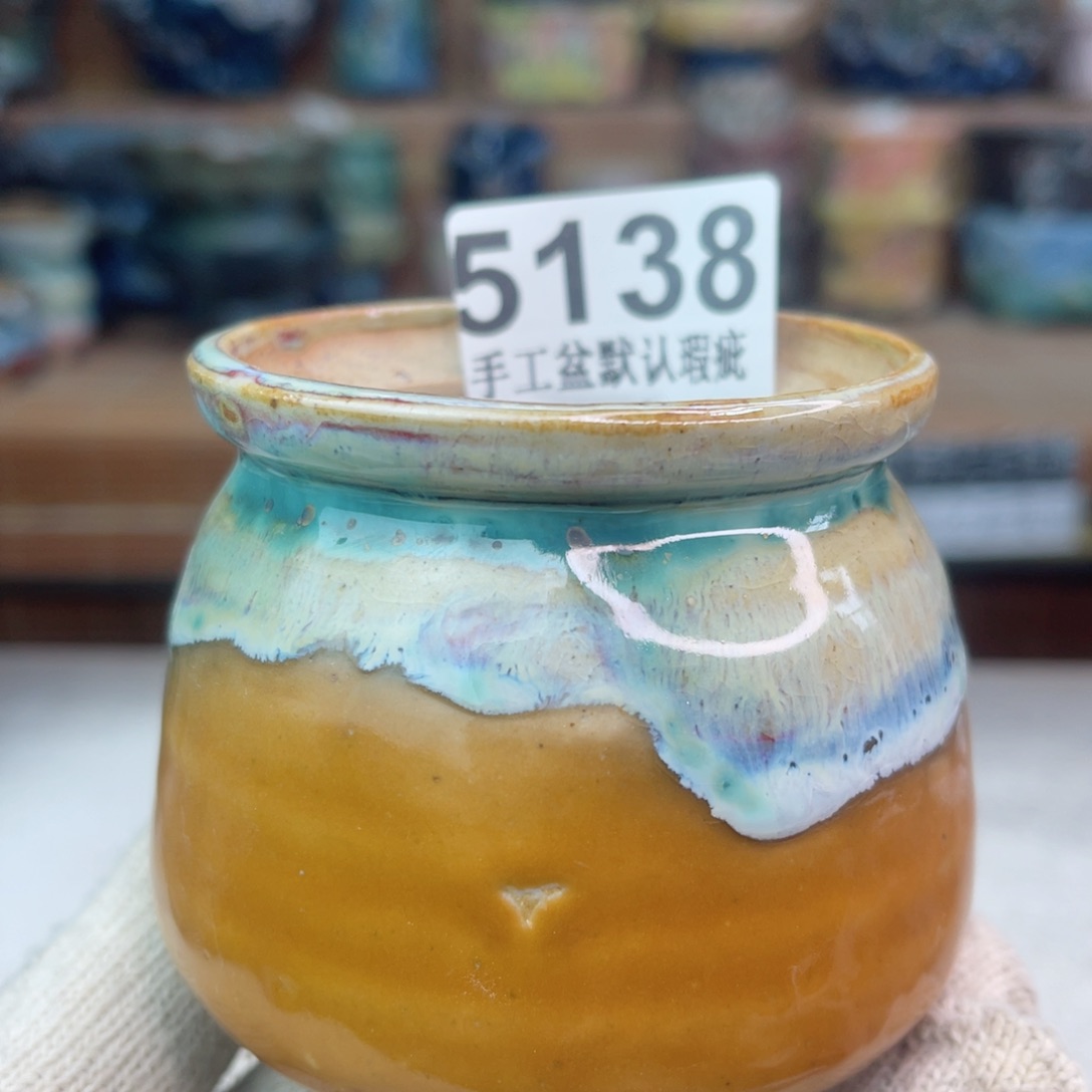 景德镇陶瓷艺术罐，全手工制作瑕疵特价