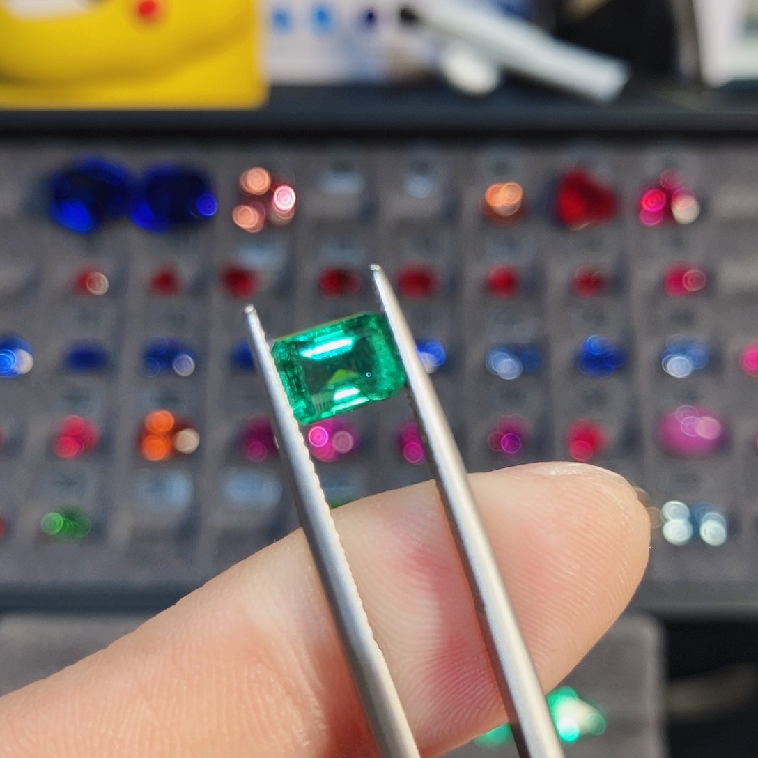 祖母绿裸石未镶嵌1.49ct无油