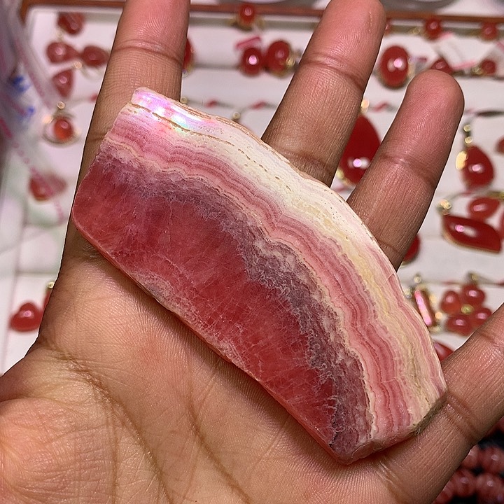 菱锰矿（红纹石）珠宝半成品未镶嵌原石