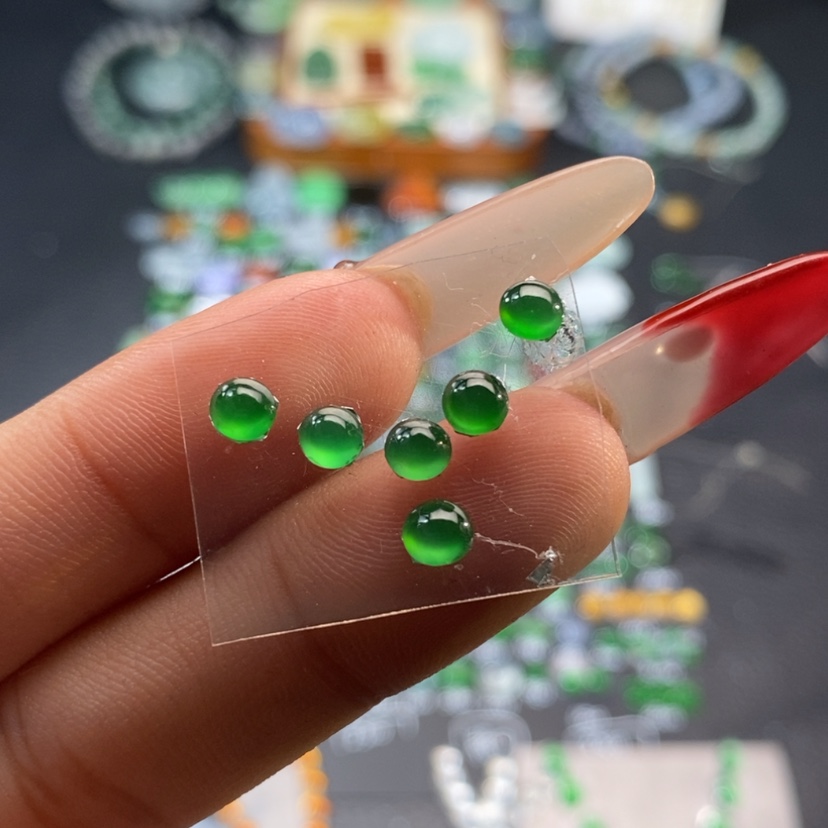 【闪购商品】翡翠挂件未镶嵌蛋