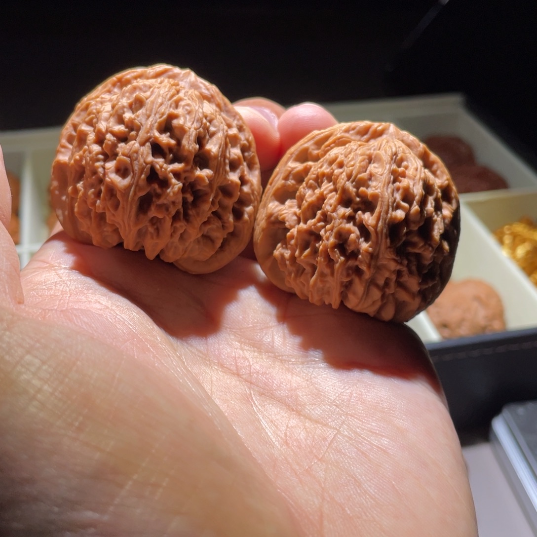 铁***鹅吊坠文玩核桃南疆