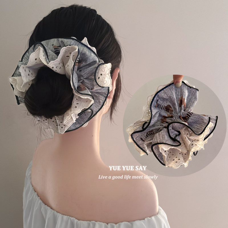 Jennie腊肠狗 高级感可爱小狗双层花朵发圈 大号丸子头大肠圈方巾