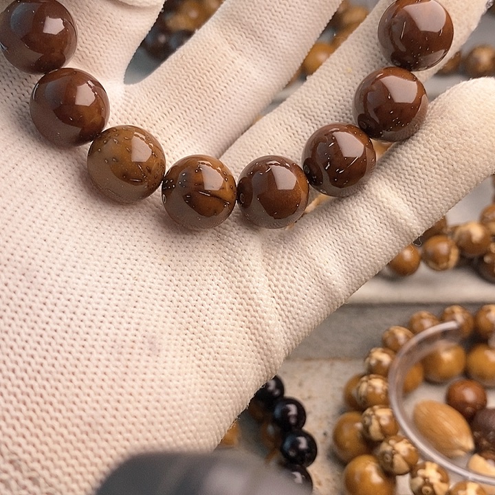 紫金鼠吊坠见****?紫金咖色14