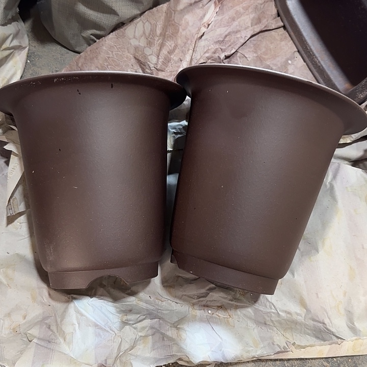 20×20两只手工盆     